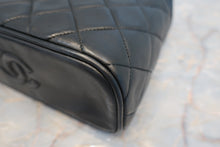 Load image into Gallery viewer, CHANEL Matelasse fringe chain shoulder bag Lambskin Black/Gold hadware Shoulder bag 700070089