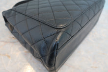 画像をギャラリービューアに読み込む, CHANEL/シャネル マトラッセ台形ハンドバッグ キャビアスキン ブラック/ゴールド金具 ハンドバッグ 800030147