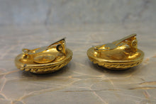 Load image into Gallery viewer, CHANEL CC mark Round earring Gold plate Gold Earring 700040097