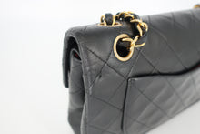 將圖片載入圖庫檢視器 CHANEL/シャネル マトラッセWフラップWチェーンショルダーバッグ ラムスキン ブラック/ゴールド金具 ショルダーバッグ 800090138