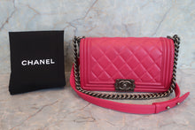画像をギャラリービューアに読み込む, CHANEL/シャネル ボーイシャネルチェーンショルダーバッグ ラムスキン ピンク/シルバー金具 ショルダーバッグ 800010029