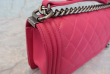 画像をギャラリービューアに読み込む, CHANEL/シャネル ボーイシャネルチェーンショルダーバッグ ラムスキン ピンク/シルバー金具 ショルダーバッグ 800010029