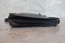 Load image into Gallery viewer, HERMES EVELYNE TPM Box carf leather Black □F Engraving Shoulder bag 800070032