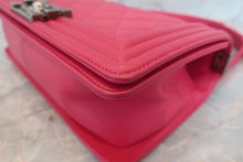 画像をギャラリービューアに読み込む, CHANEL/シャネル ボーイシャネルチェーンショルダーバッグ ラムスキン ピンク/シルバー金具 ショルダーバッグ 800010029