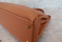 Load image into Gallery viewer, HERMES KELLY 32 Graine Couchevel leather Gold □A Engraving Shoulder bag 700050171