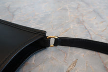 Load image into Gallery viewer, HERMES EVELYNE TPM Box carf leather Black □F Engraving Shoulder bag 800070032