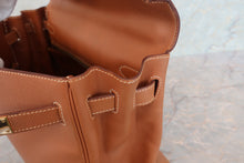 Load image into Gallery viewer, HERMES KELLY 32 Graine Couchevel leather Gold □A Engraving Shoulder bag 700050171