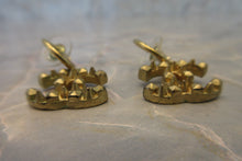 Load image into Gallery viewer, CHANEL CC mark earring Gold plate Gold Earring 700020235