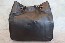 画像をギャラリービューアに読み込む, CHANEL/シャネル ココマーク巾着チェーンショルダーバッグ ラムスキン ブラック/シルバー金具 ショルダーバッグ 700100228