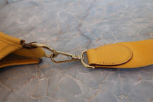 將圖片載入圖庫檢視器 HERMES/エルメス エブリン1GM クシュベル ジョーヌ □A刻印 ショルダーバッグ 700090166