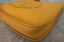 將圖片載入圖庫檢視器 HERMES/エルメス エブリン1GM クシュベル ジョーヌ □A刻印 ショルダーバッグ 700090166