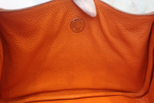 将图片加载到图库查看器,HERMES LINDY 30 Clemence leather Orange □P刻印 Shoulder bag 800020230