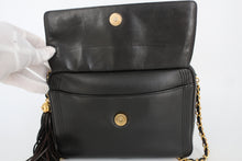 將圖片載入圖庫檢視器 CHANEL/シャネル ココマークフリンジチェーンショルダーバッグ ラムスキン ブラック/ゴールド金具 ショルダーバッグ 800100055