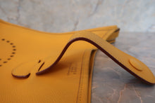 將圖片載入圖庫檢視器 HERMES/エルメス エブリン1GM クシュベル ジョーヌ □A刻印 ショルダーバッグ 700090166