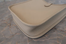 Load image into Gallery viewer, HERMES  EVELYNE TPM Clemence leather Beton U Engraving Shoulder bag 700090242