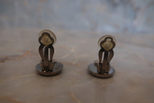 將圖片載入圖庫檢視器 CHANEL/シャネル ココマークイヤリング 銀メッキ シルバー イヤリング 300120146