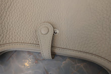 Load image into Gallery viewer, HERMES  EVELYNE TPM Clemence leather Beton U Engraving Shoulder bag 700090242