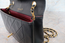 画像をギャラリービューアに読み込む, CHANEL/シャネル マトラッセチェーンショルダーバッグ ラムスキン ブラック/ゴールド金具 ショルダーバッグ 700100225