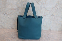 画像をギャラリービューアに読み込む, HERMES/エルメス ピコタンロックMM トリヨンクレマンス ヴェールボスフォール D刻印 ハンドバッグ 800020209