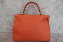 Load image into Gallery viewer, HERMES LINDY 34 Clemence leather White □K Engraving Shoulder bag 700010123