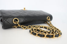 將圖片載入圖庫檢視器 CHANEL/シャネル マトラッセWフラップWチェーンショルダーバッグ ラムスキン ブラック/ゴールド金具 ショルダーバッグ 800090163