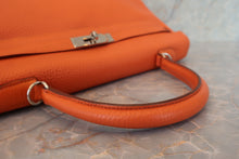 将图片加载到图库查看器,HERMES  KELLY 35 Togo leather Orange □Q刻印 Shoulder bag 700090231