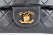 將圖片載入圖庫檢視器 CHANEL/シャネル マトラッセWフラップWチェーンショルダーバッグ ラムスキン ブラック/ゴールド金具 ショルダーバッグ 800090163