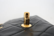 將圖片載入圖庫檢視器 CHANEL/シャネル マトラッセWフラップWチェーンショルダーバッグ ラムスキン ブラック/ゴールド金具 ショルダーバッグ 800090163