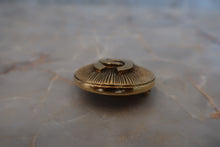 將圖片載入圖庫檢視器 CHANEL/シャネル ココマークブローチ 金メッキ ゴールド ブローチ 300040154