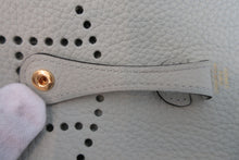 将图片加载到图库查看器,HERMES EVELYNE TPM Clemence leather Vert fizz B刻印 Shoulder bag 700040196