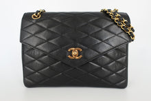 將圖片載入圖庫檢視器 CHANEL/シャネル チェーンショルダーバッグ ラムスキン ブラック/ゴールド金具 ショルダーバッグ 800080185