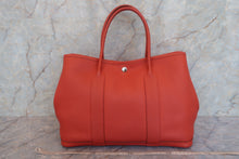 Load image into Gallery viewer, HERMES  GARDEN PARTY PM Negonda leather Capucine □Q Engraving Tote bag 700050258