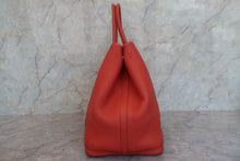 Load image into Gallery viewer, HERMES  GARDEN PARTY PM Negonda leather Capucine □Q Engraving Tote bag 700050258