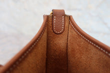 画像をギャラリービューアに読み込む, HERMES/エルメス エブリンTPM トリヨンクレマンス ゴールド W刻印 ショルダーバッグ 800050124