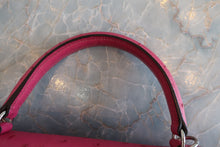 將圖片載入圖庫檢視器 HERMES/エルメス ケリー28 オーストリッチ フューシャピンク □H刻印 ショルダーバッグ 700090215