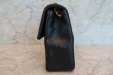 Load image into Gallery viewer, CHANEL Mini Matelasse single flap chain shoulder bag Lambskin Black/Gold hadware Shoulder bag 700080108