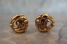 Load image into Gallery viewer, CHANEL CC mark earring Gold plate Gold Earring 600030084
