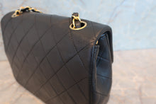 Load image into Gallery viewer, CHANEL Mini Matelasse single flap chain shoulder bag Lambskin Black/Gold hadware Shoulder bag 700080108