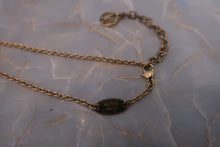 Load image into Gallery viewer, LOUIS VUITTON Esential V Gold plate Gold Necklace 300020044