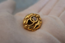 Load image into Gallery viewer, CHANEL CC mark earring Gold plate Gold Earring 600030084
