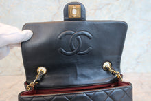 Load image into Gallery viewer, CHANEL Mini Matelasse single flap chain shoulder bag Lambskin Black/Gold hadware Shoulder bag 700080108