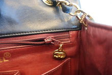 Load image into Gallery viewer, CHANEL Mini Matelasse single flap chain shoulder bag Lambskin Black/Gold hadware Shoulder bag 700080108