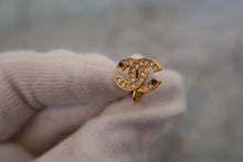 Load image into Gallery viewer, CHANEL CC mark Rhinestone earrings Gold plate Gold Earring 600030088