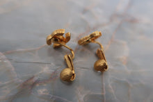 Load image into Gallery viewer, CHANEL CC mark Rhinestone earrings Gold plate Gold Earring 600030088