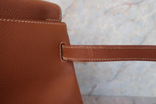 将图片加载到图库查看器,HERMES KELLY 35 Graine Couchevel leather Gold □D刻印 Shoulder bag 700120030