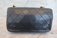 画像をギャラリービューアに読み込む, CHANEL/シャネル ミニマトラッセチェーンショルダーバッグ ラムスキン ブラック/ゴールド金具 ショルダーバッグ 800010076