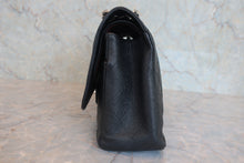 将图片加载到图库查看器,CHANEL/香奈儿 中号CF 双盖 双链 肩背包 荔枝皮 Black/Silver hadware(黑色/银色金属) 肩背包 800020244
