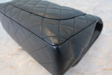 Load image into Gallery viewer, CHANEL Medium Matelasse single flap chain shoulder bag Caviar skin Black/Gold hadware Shoulder bag 700080100