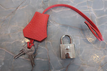 Load image into Gallery viewer, HERMES BIRKIN 30 Clemence leather Bougainvillier □P Engraving Hand bag 700090194