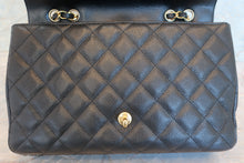 Load image into Gallery viewer, CHANEL Medium Matelasse single flap chain shoulder bag Caviar skin Black/Gold hadware Shoulder bag 700080100